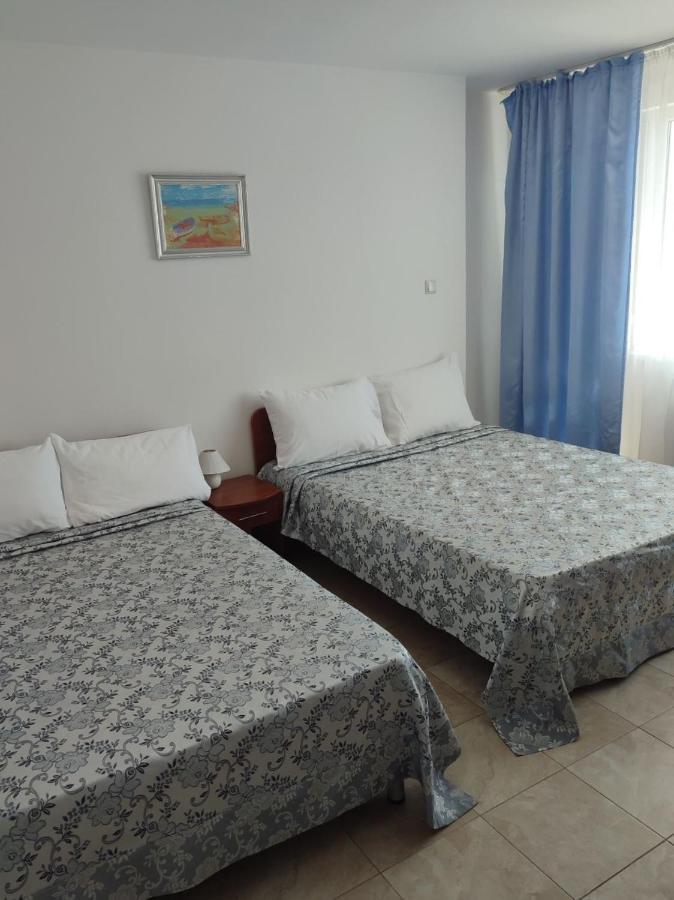Veda Guest House Pomorie Exterior photo