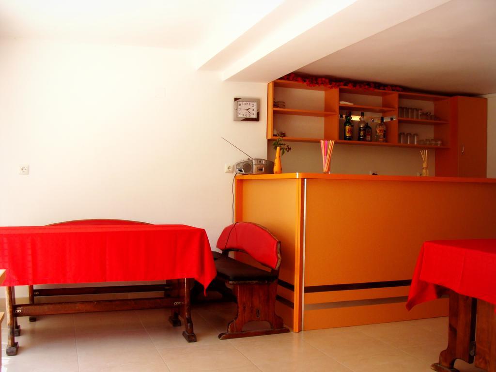 Veda Guest House Pomorie Exterior photo