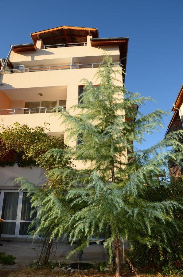 Veda Guest House Pomorie Exterior photo